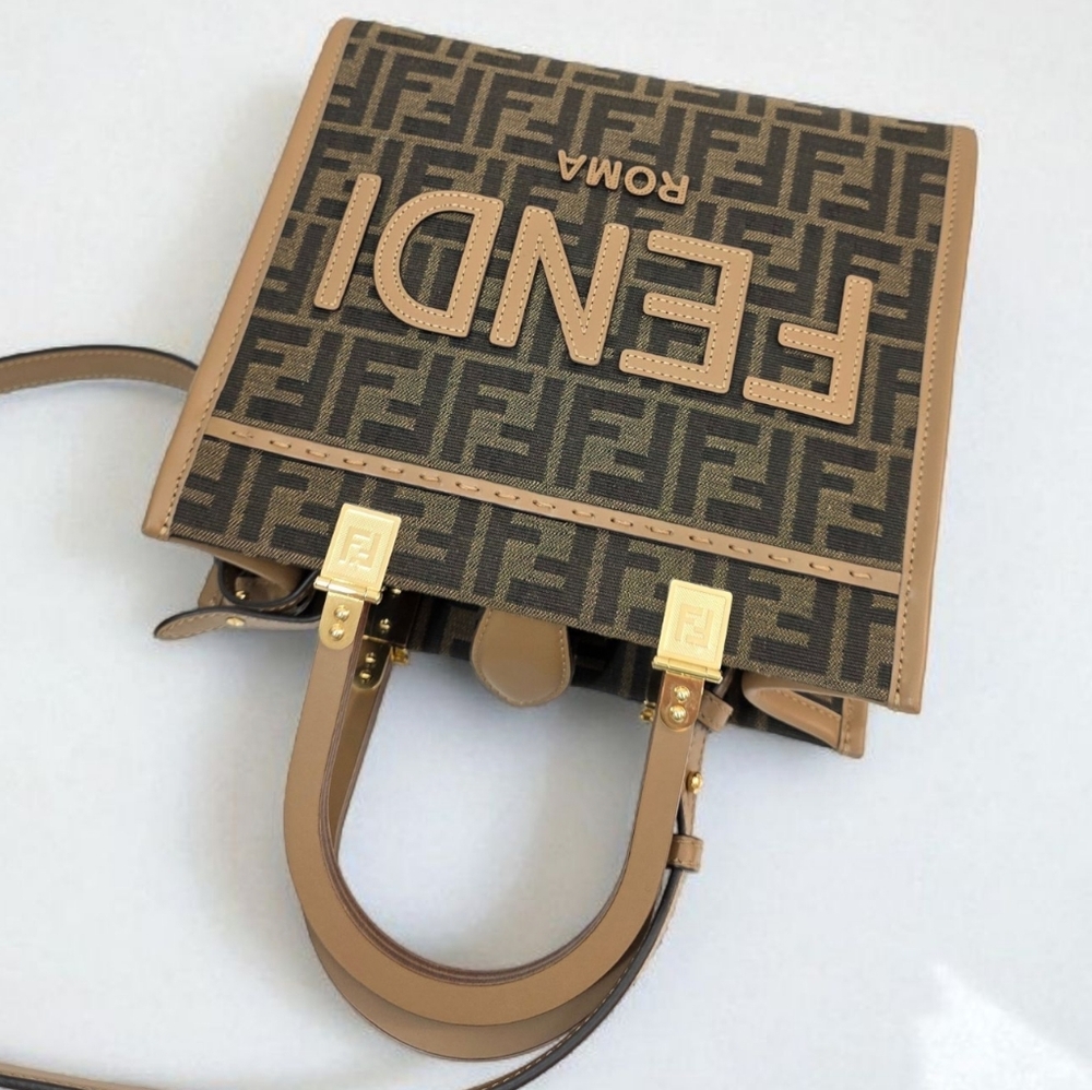 ✨️Authentic Fendi Sunshine Small Brown FF jacquard fabric bag - Picture 8 of 16